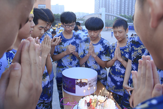 全校生日大party,新華有你更精彩