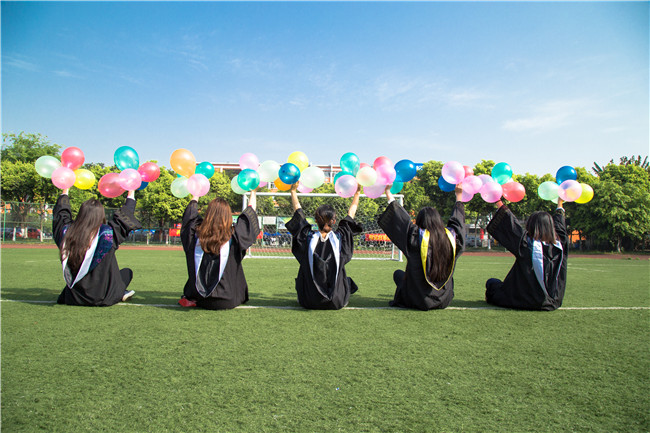 畢業了：感恩母校，放飛夢想！