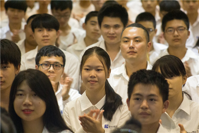 看VR如何造世界!造未來!