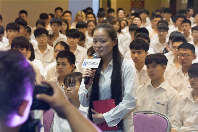 看VR如何造世界!造未來!