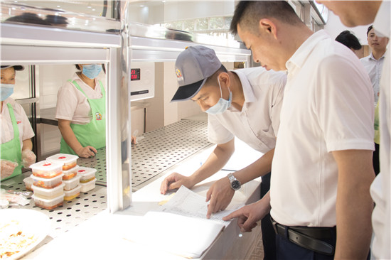 區人力資源和社會保障局、就業局領導蒞臨我院視察