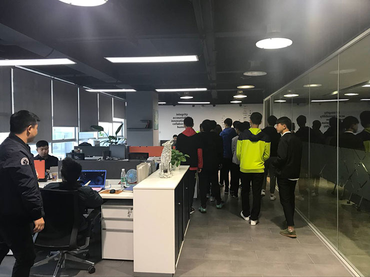 四川新華學子企業行：走進四通瑞坤有限公司