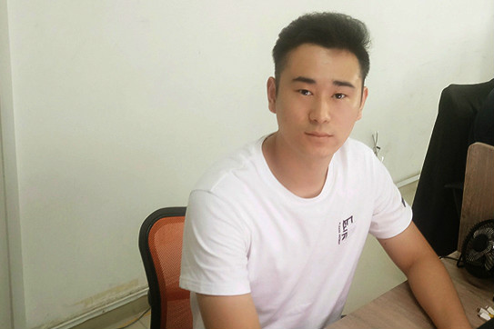 優(yōu)秀就業(yè)學(xué)子姜曉:從普通文員到網(wǎng)站設(shè)計師的逆襲