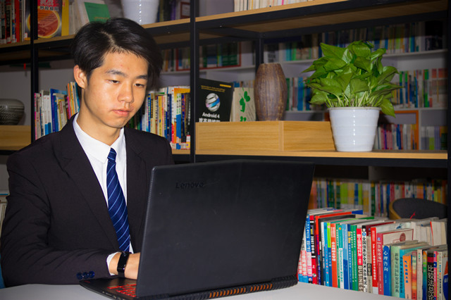 用盡洪荒之力,奔向想要的未來