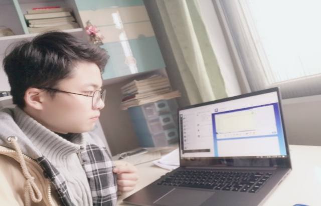 居家學習嚴要求,自律使我更自由