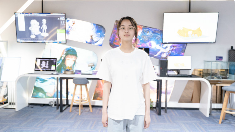 樊思彤:希望畢業后可以找到自己心儀的工作!