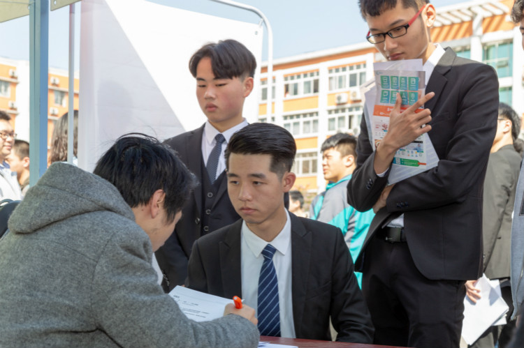 就業薪資屢創新高,學技正當時,來年三月好就業