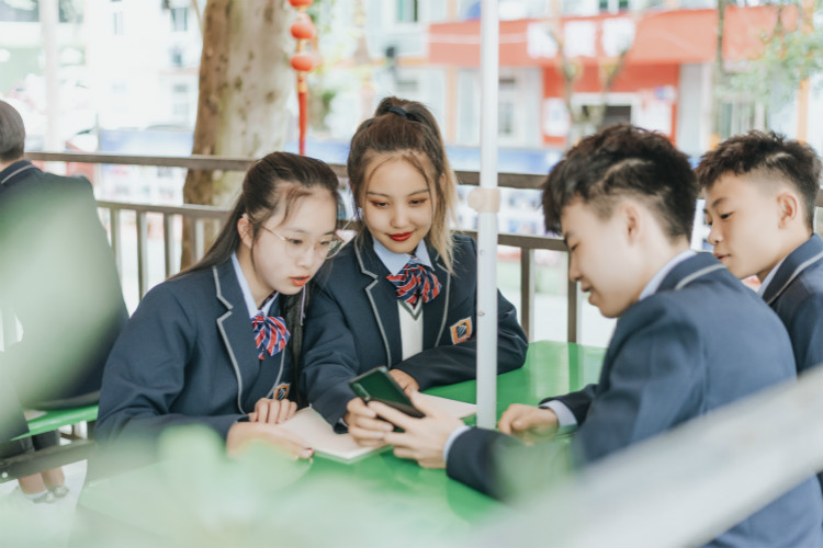 搶搶搶!雙十一學電商來新華搶名額