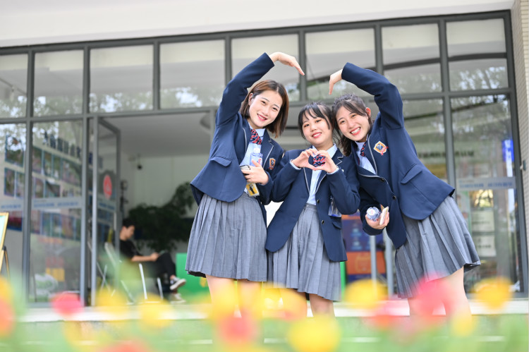 搶搶搶!雙十一學電商來新華搶名額