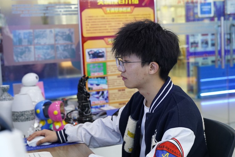 優(yōu)秀學(xué)子|全新起點(diǎn),再度逐夢