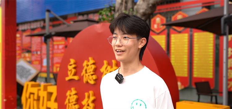 電競(jìng)少年:以熱愛為青春正名,以拼搏為夢(mèng)想加冕