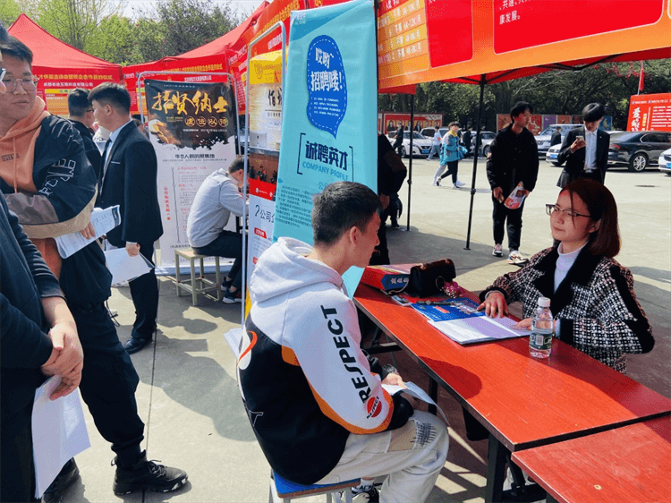 初高中生后悔輟學打工,如何才能重啟校園之旅