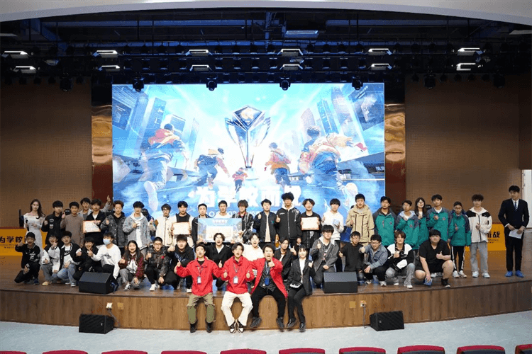 2024年成都新華秋季預科班火熱開啟!