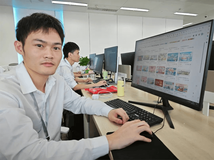 成功學(xué)子—楊澤醒|行遠(yuǎn)自邇，篤行不怠