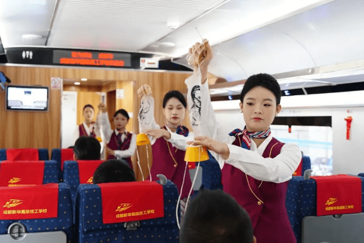 致父母:別擔心,這是我在成都新華的生活