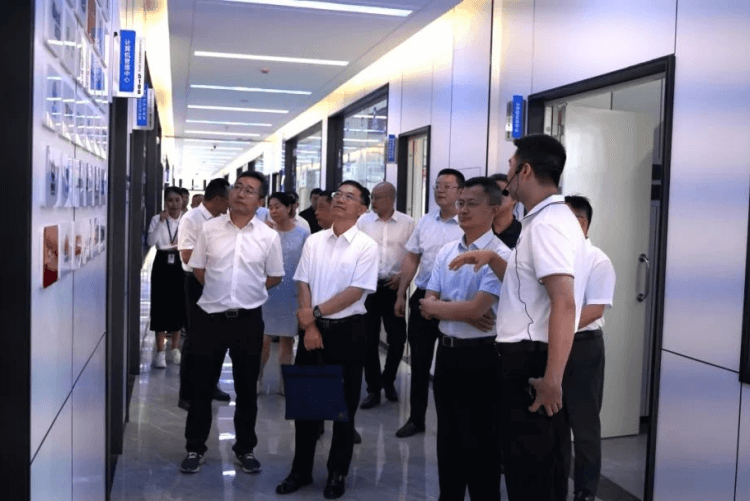 @所有人|盤(pán)點(diǎn)成都新華2024年十大事件